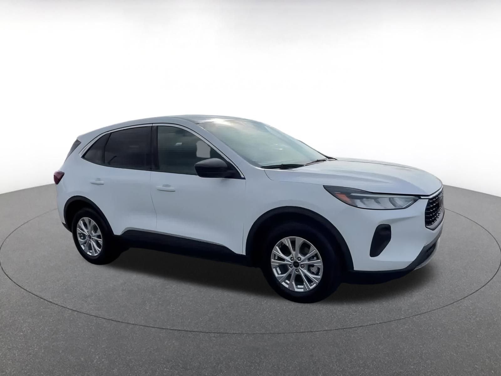 Thumbnail: 2024 Ford Escape - 2