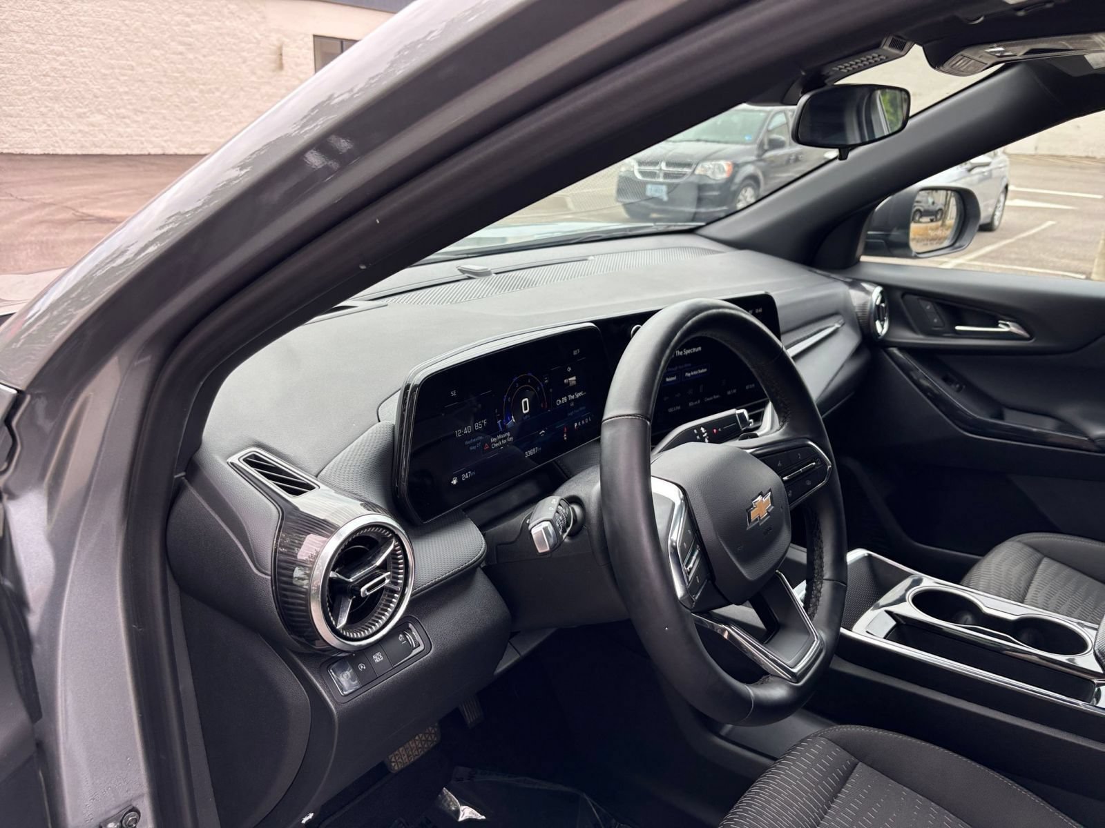 Thumbnail: 2025 Chevrolet Equinox - 30