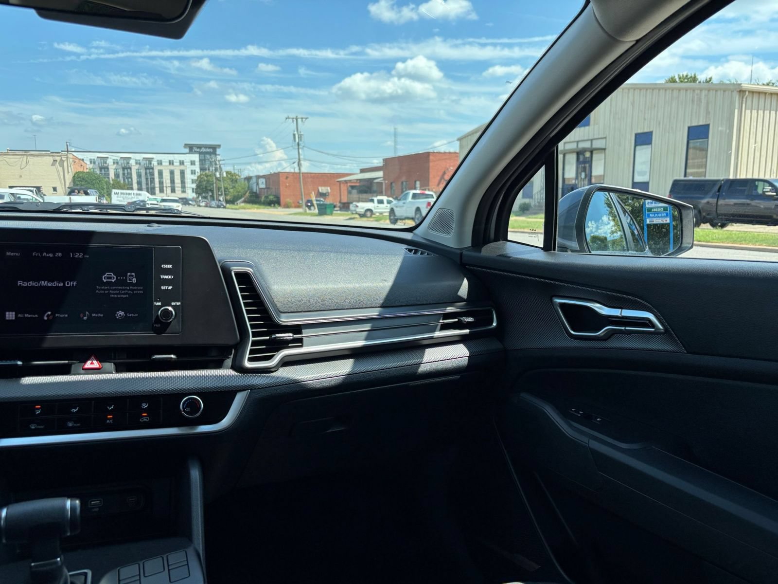 Thumbnail: 2025 Kia Sportage - 33