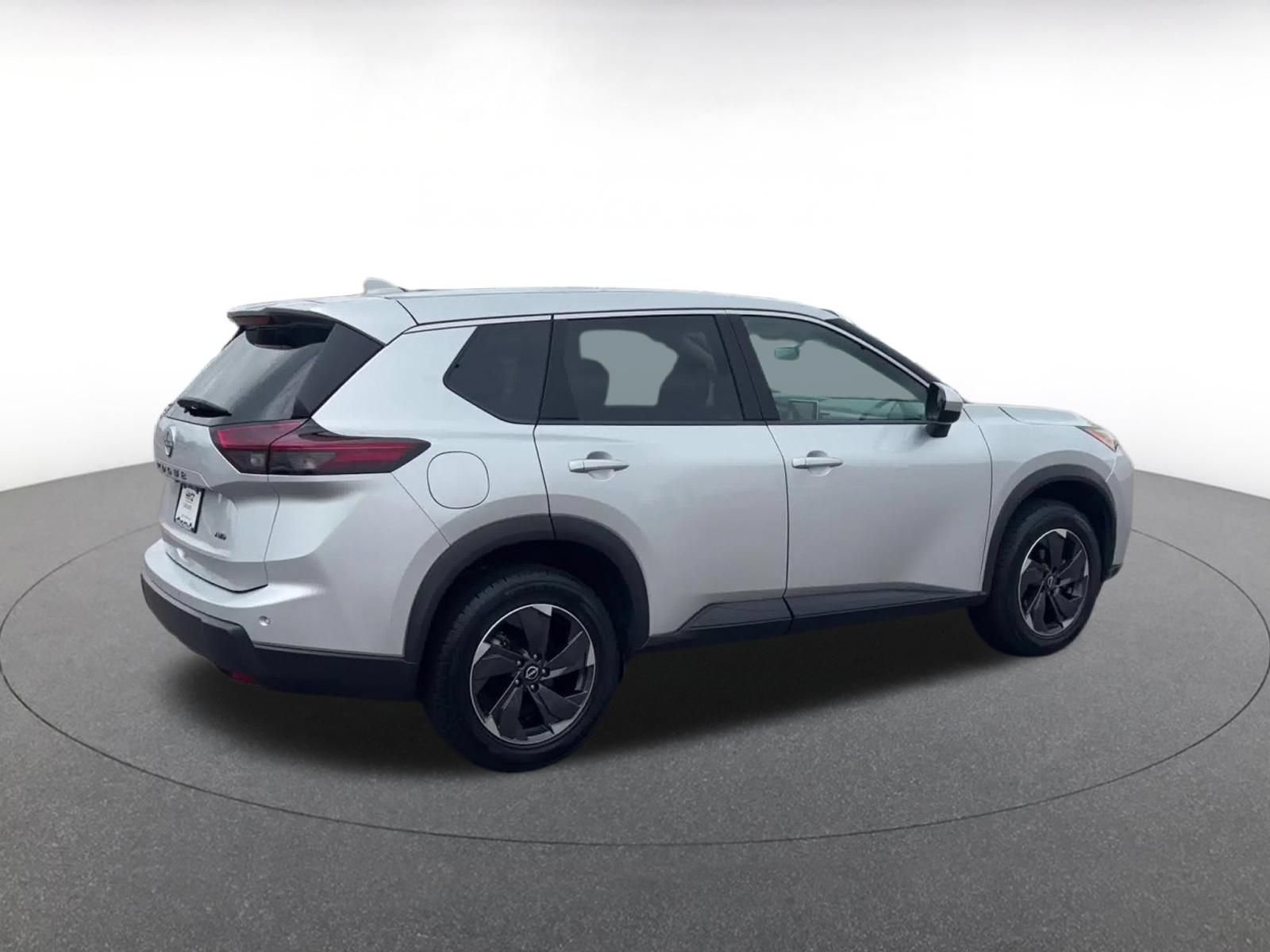 Thumbnail: 2025 Nissan Rogue - 12