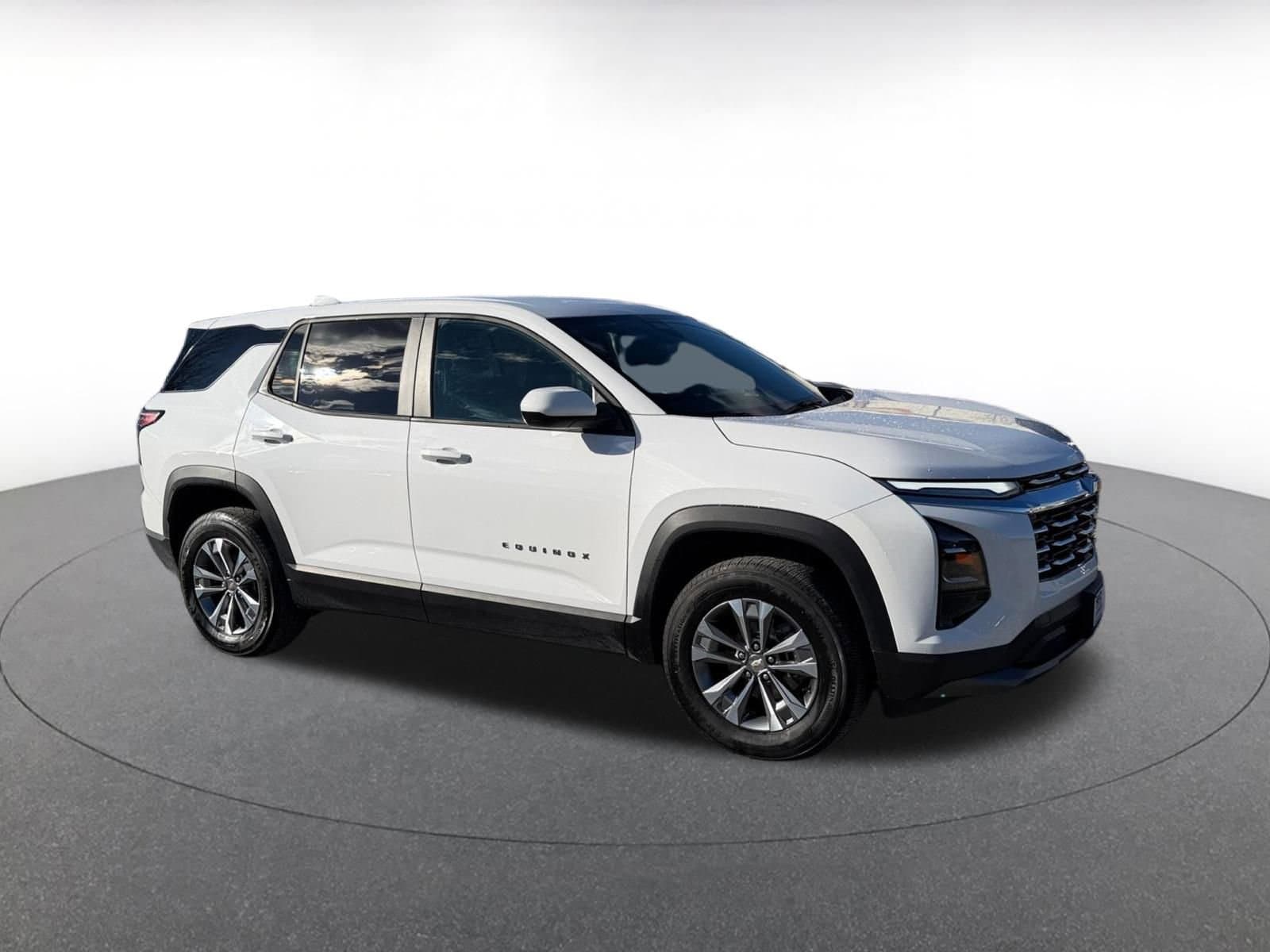 Thumbnail: 2025 Chevrolet Equinox - 1