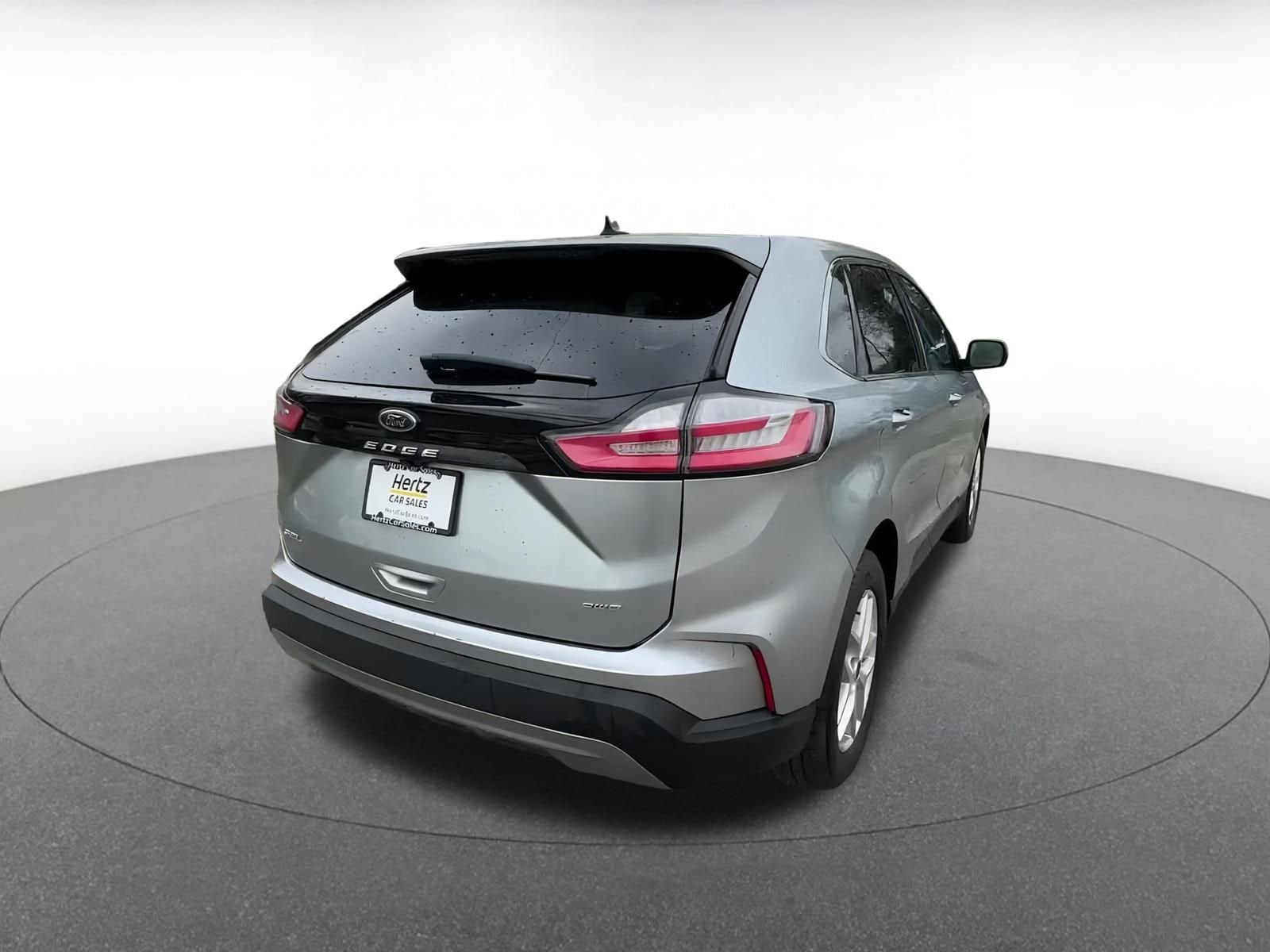 Thumbnail: 2024 Ford Edge - 13