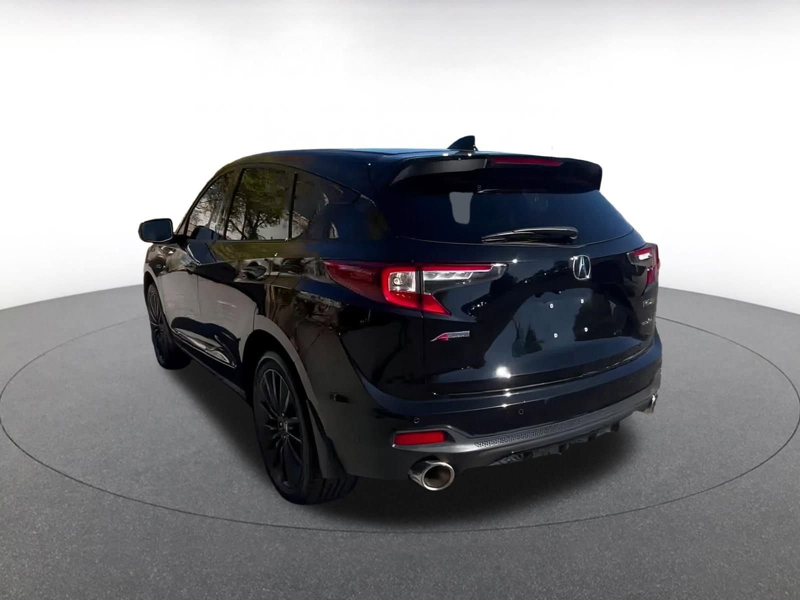 Thumbnail: 2024 Acura RDX - 15