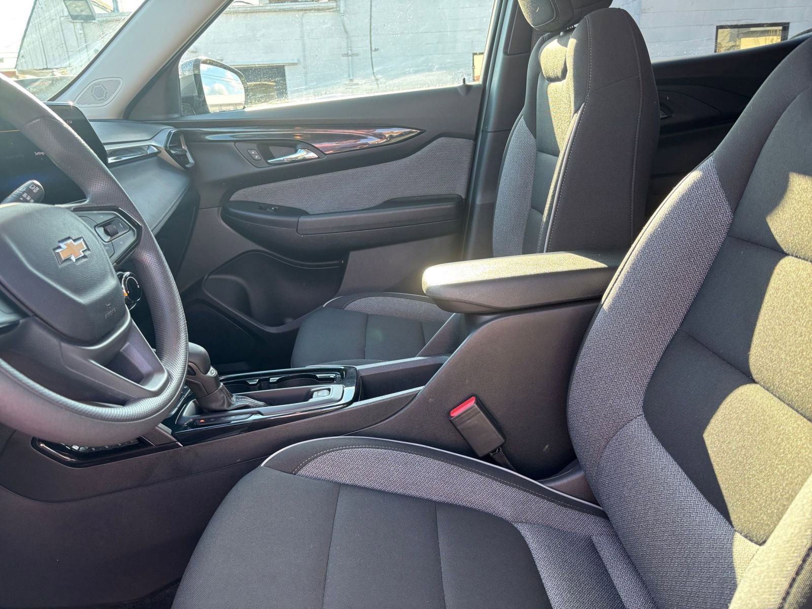 Thumbnail: 2025 Chevrolet TrailBlazer - 24