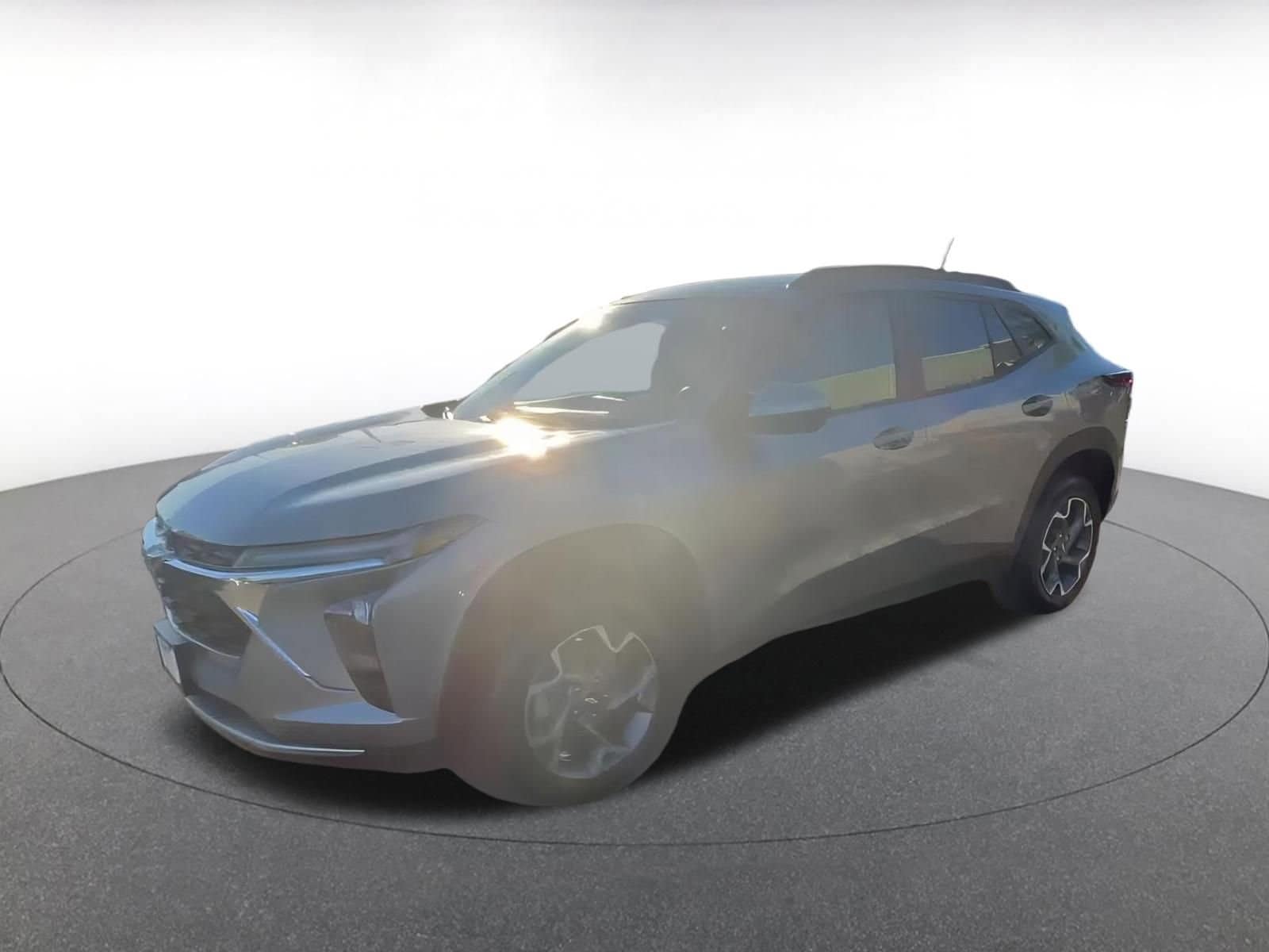 Thumbnail: 2025 Chevrolet Trax - 9