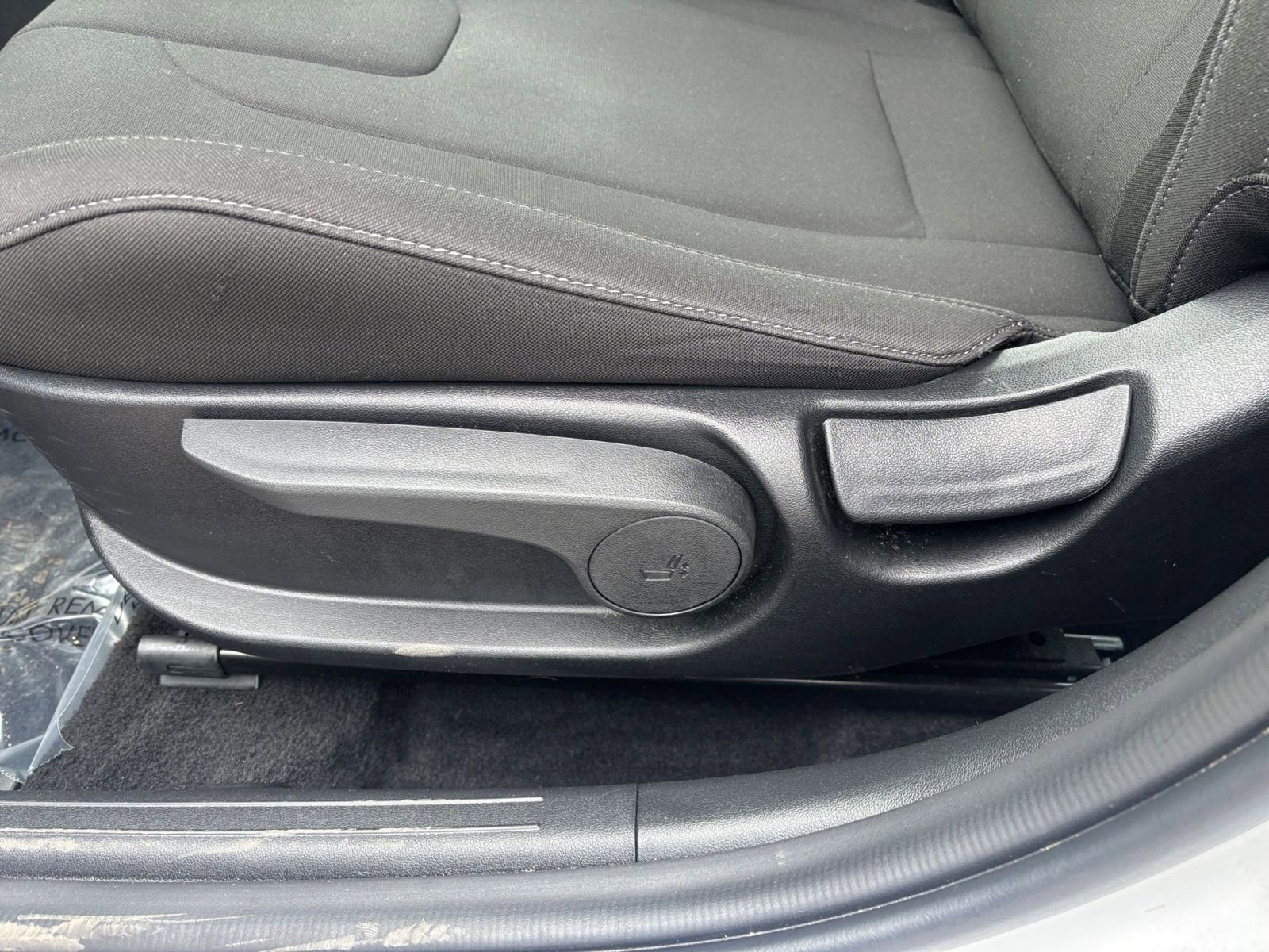 Thumbnail: 2025 Hyundai Elantra - 23