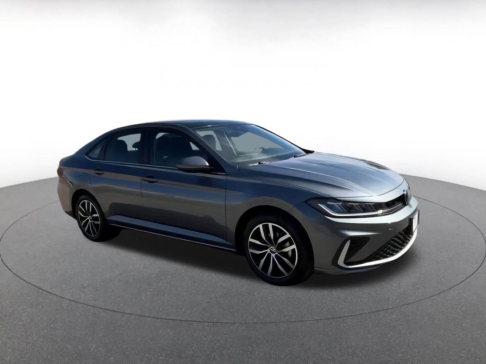 Thumbnail: 2025 Volkswagen Jetta - 2