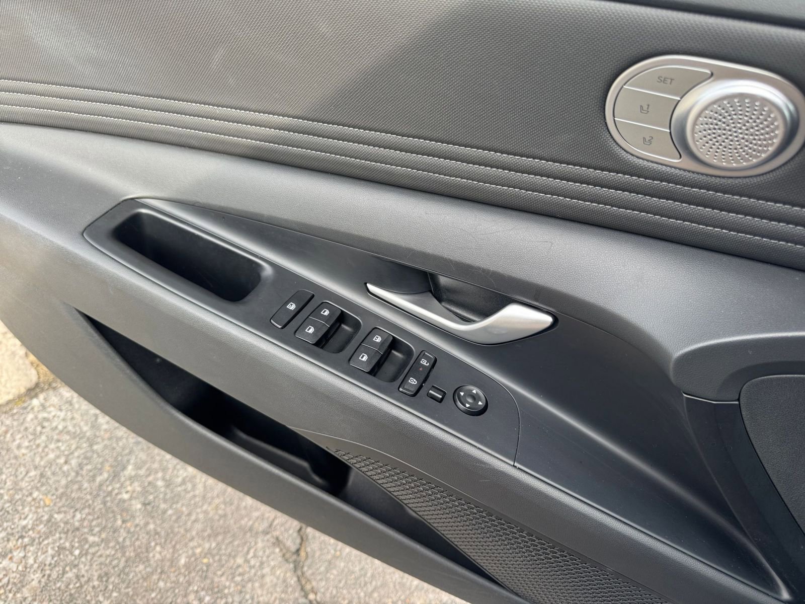 Thumbnail: 2025 Hyundai Elantra - 18