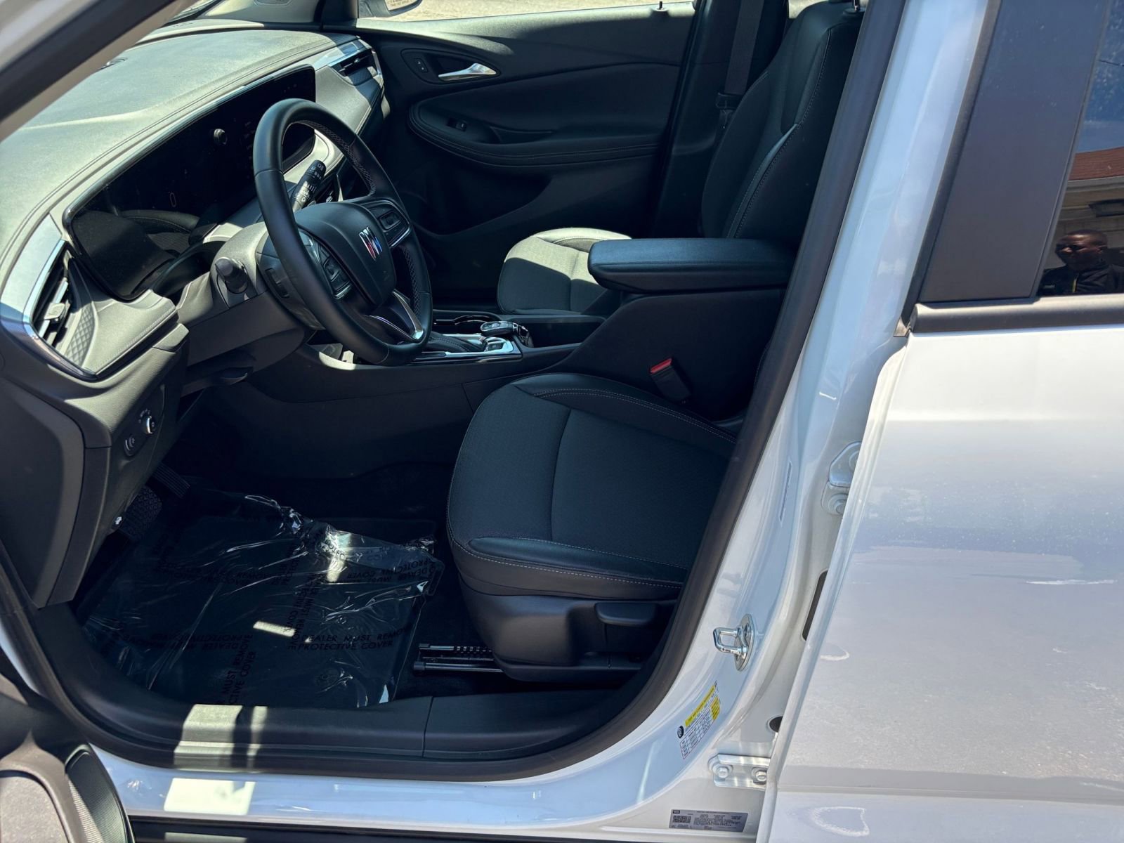 Thumbnail: 2025 Buick Encore GX - 25