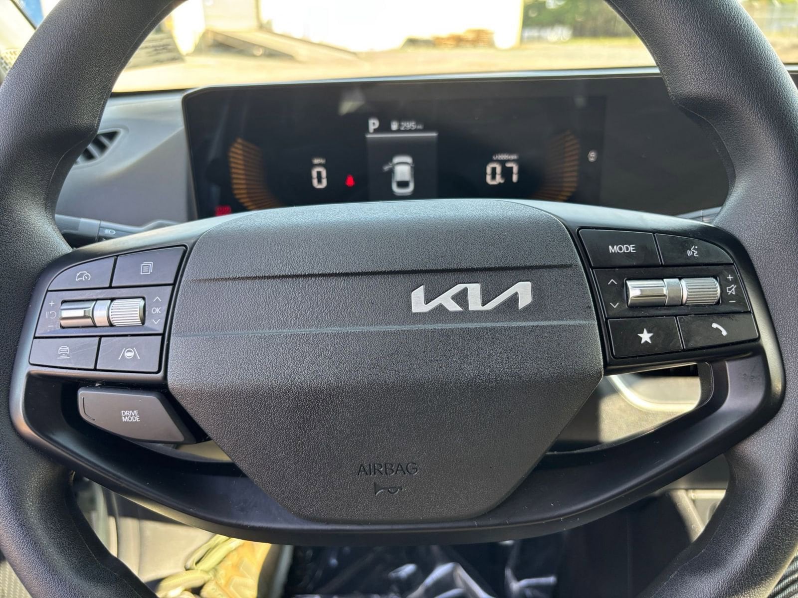 Thumbnail: 2025 Kia K4 - 25