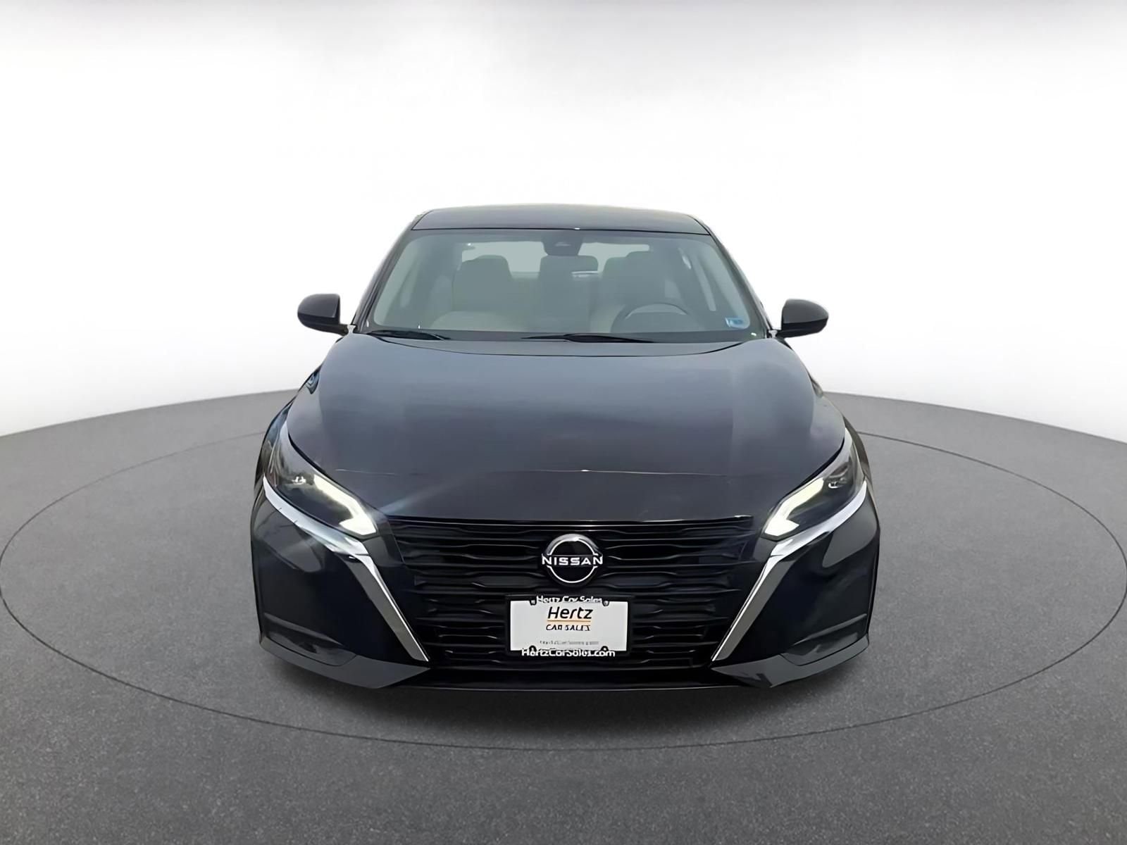 Thumbnail: 2025 Nissan Altima - 4