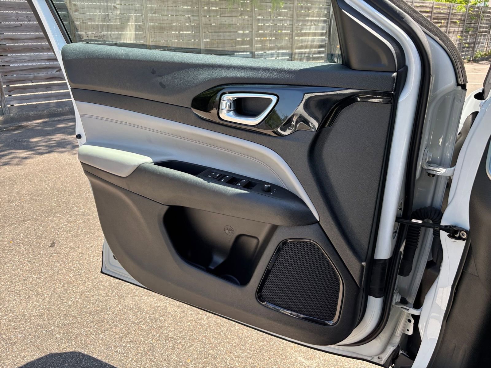 Thumbnail: 2025 Jeep Compass - 18