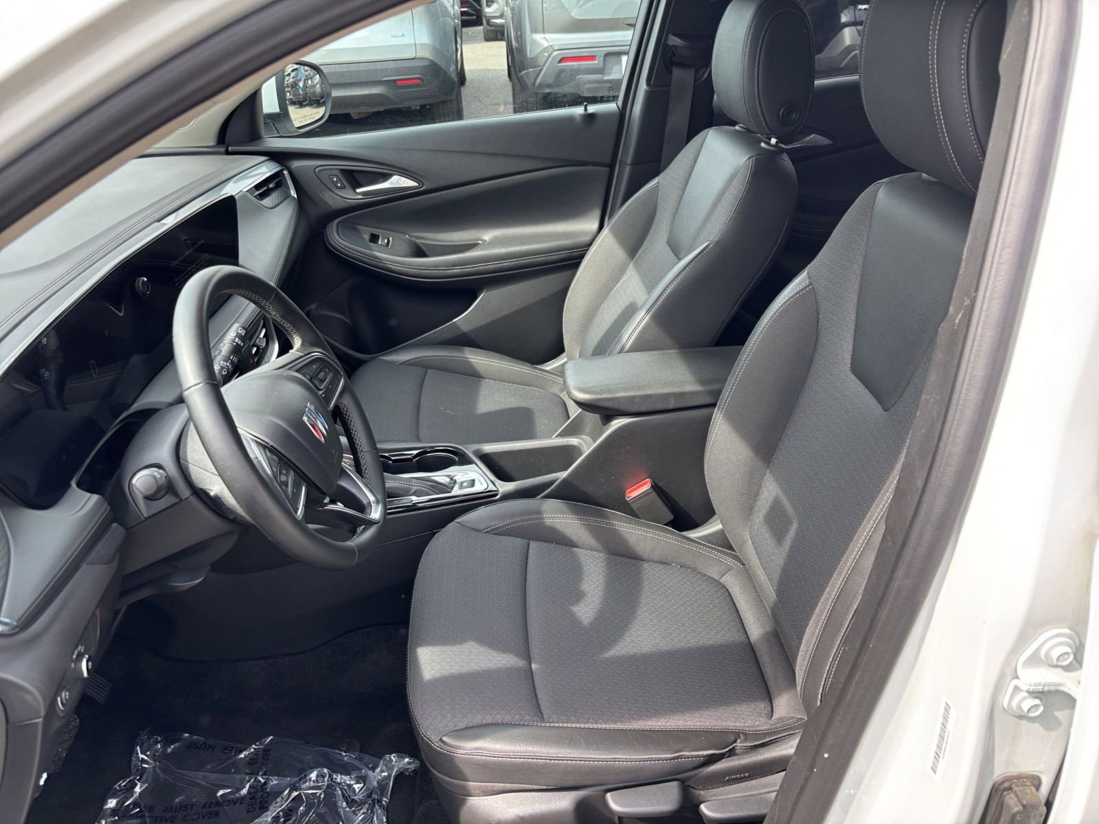 Thumbnail: 2025 Buick Encore GX - 35