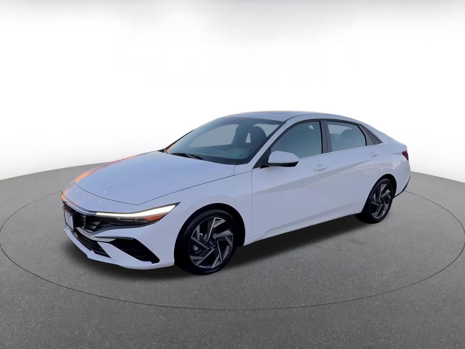 Thumbnail: 2025 Hyundai Elantra - 8