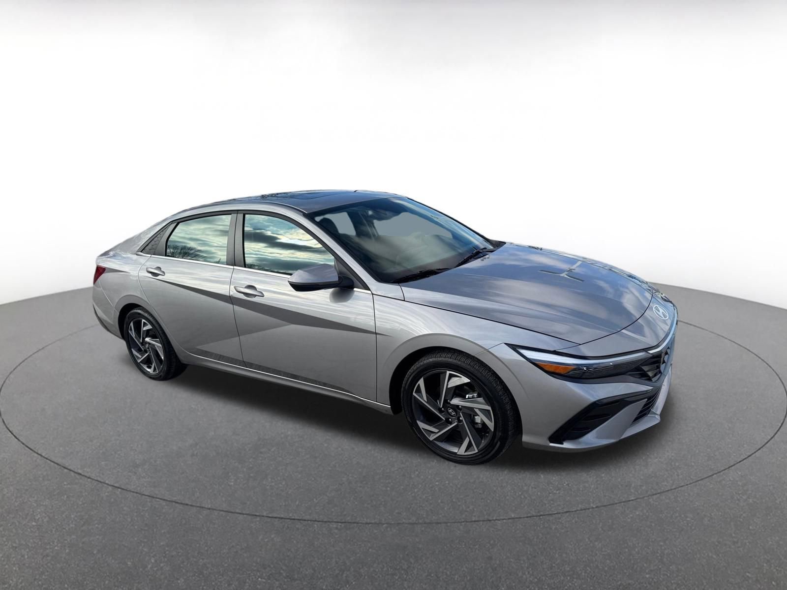 Thumbnail: 2025 Hyundai Elantra - 1