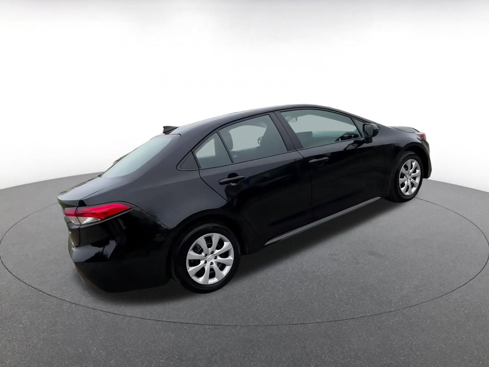 Thumbnail: 2024 Toyota Corolla - 15