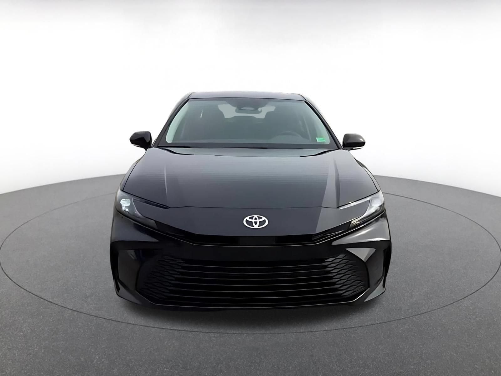 Thumbnail: 2025 Toyota Camry - 4