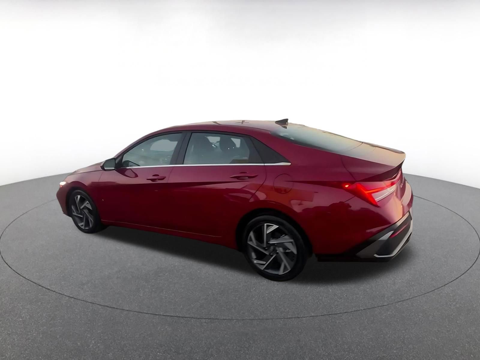 Thumbnail: 2025 Hyundai Elantra - 10