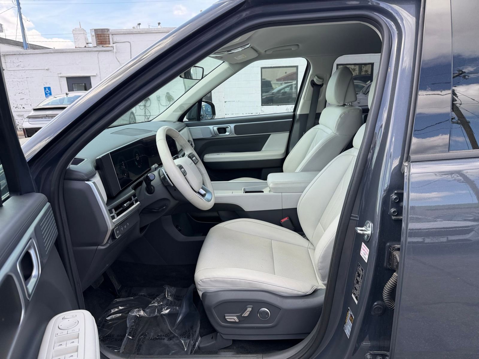 Thumbnail: 2025 Hyundai Santa Fe - 28