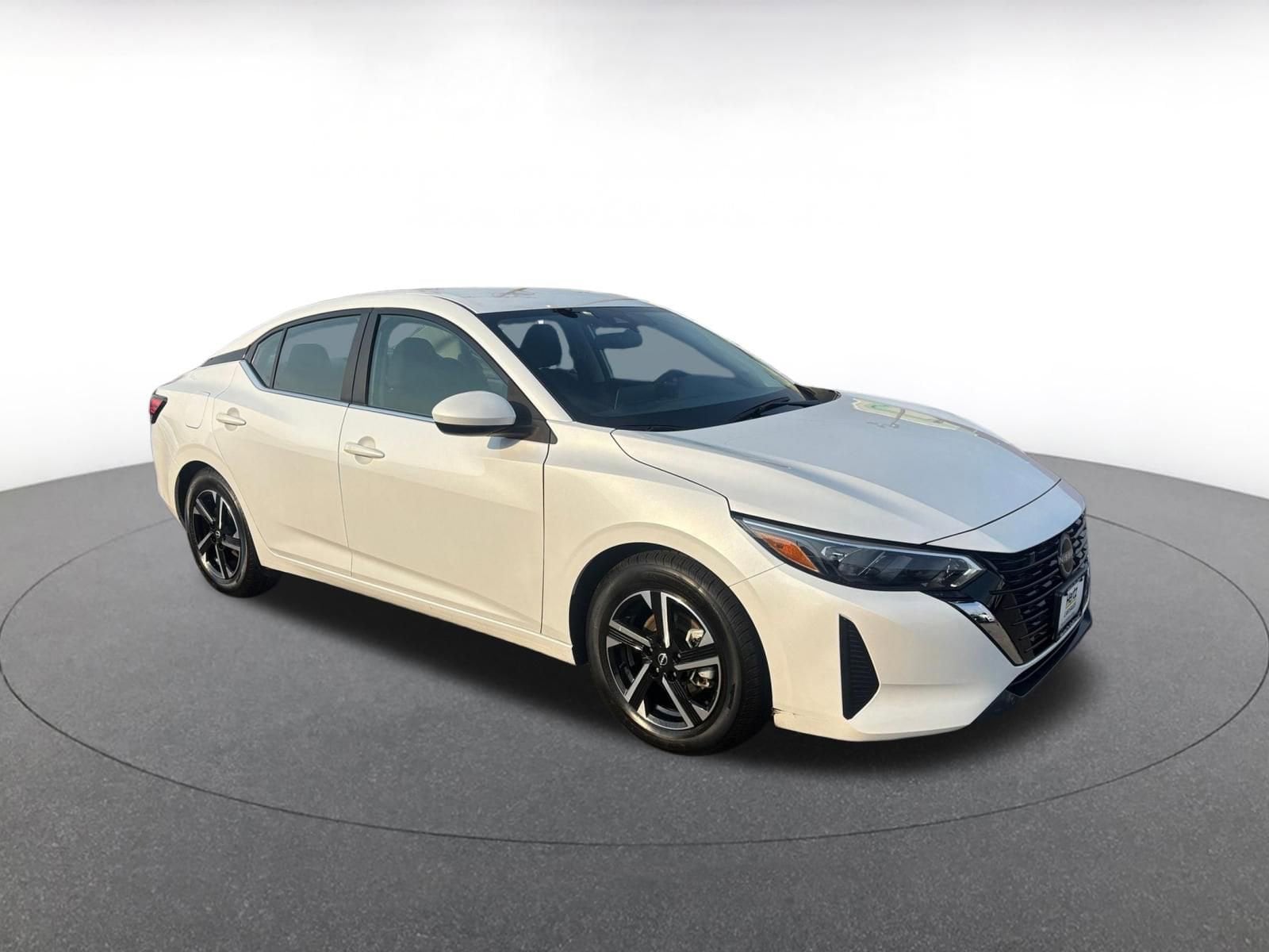 Thumbnail: 2024 Nissan Sentra - 1