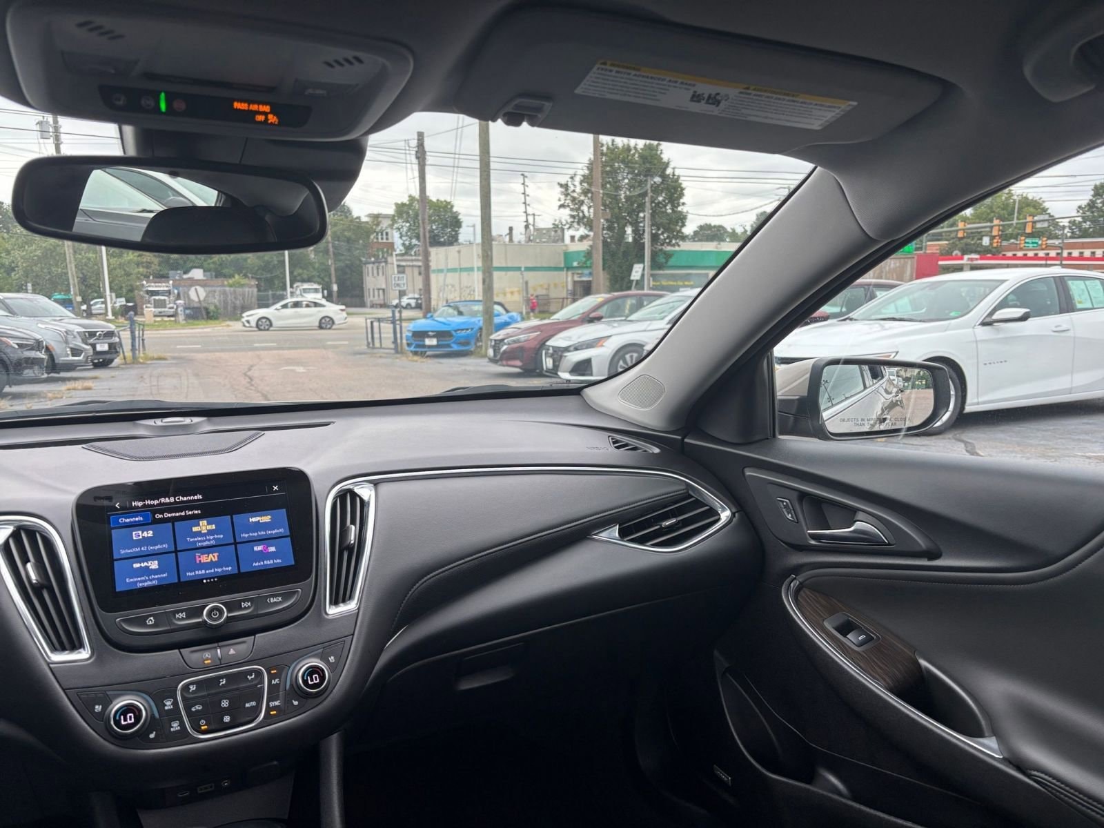 Thumbnail: 2024 Chevrolet Malibu - 35