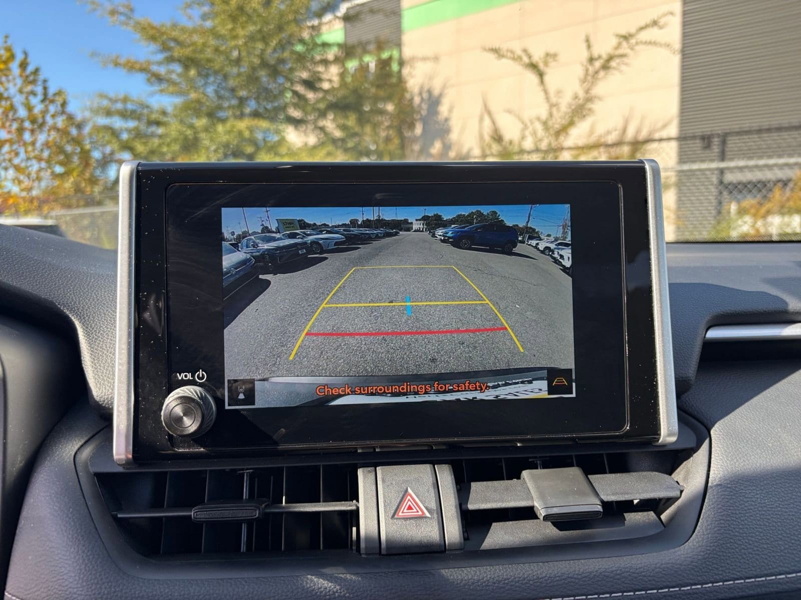 Thumbnail: 2025 Toyota RAV4 - 17