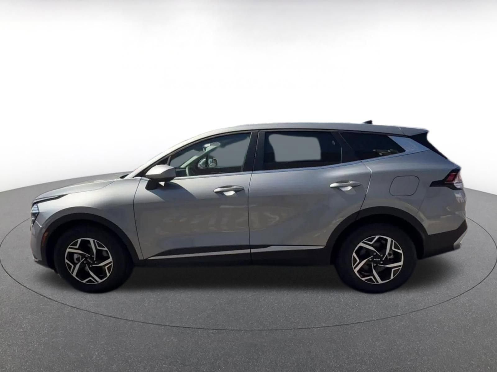Thumbnail: 2025 Kia Sportage - 9