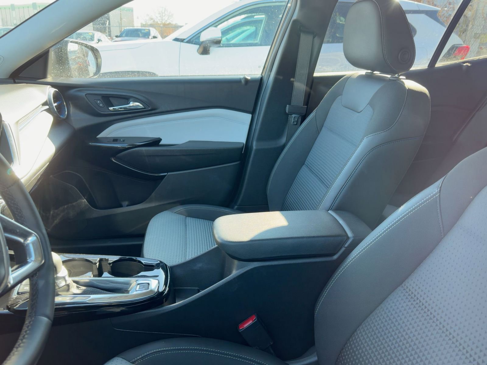 Thumbnail: 2025 Chevrolet Trax - 7