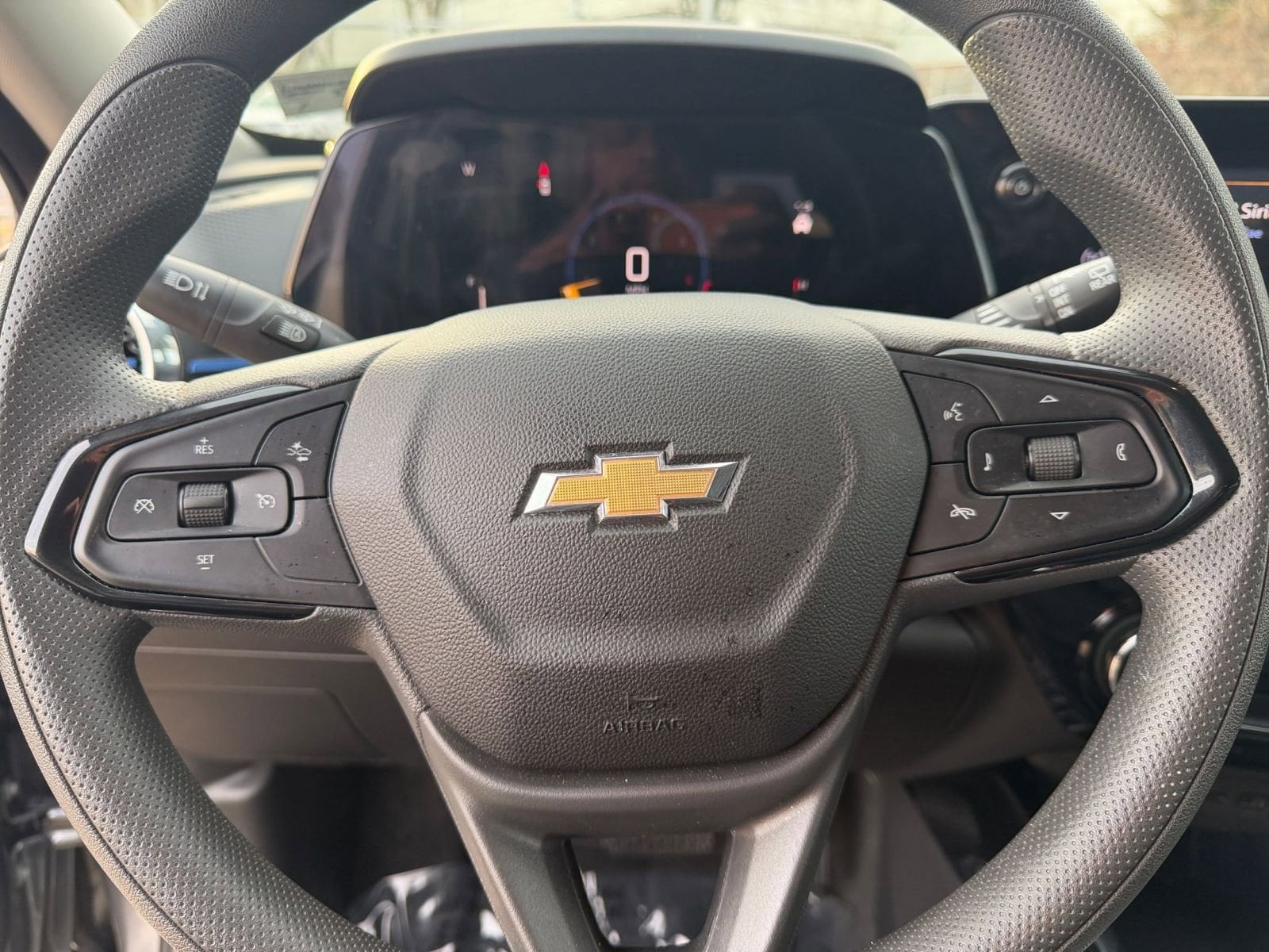 Thumbnail: 2025 Chevrolet Trax - 25