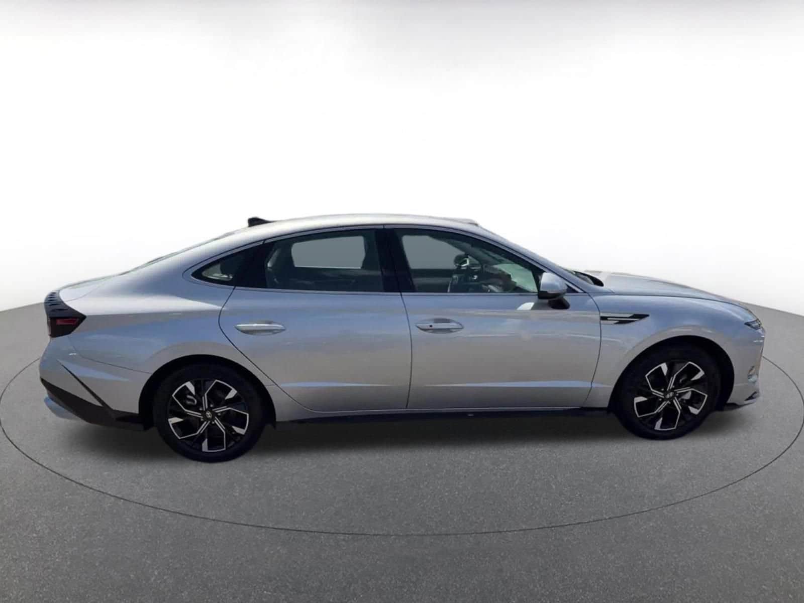 Thumbnail: 2025 Hyundai Sonata - 16