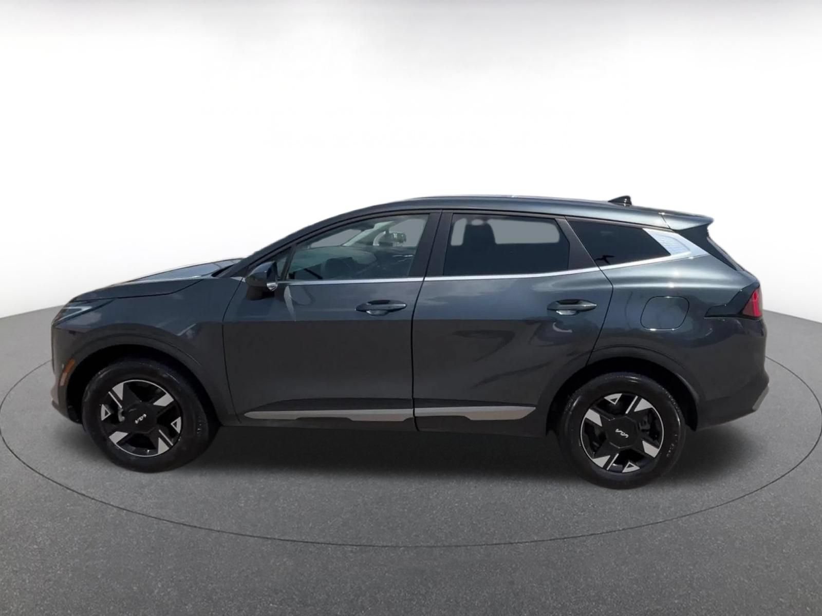Thumbnail: 2026 Kia Sportage - 9
