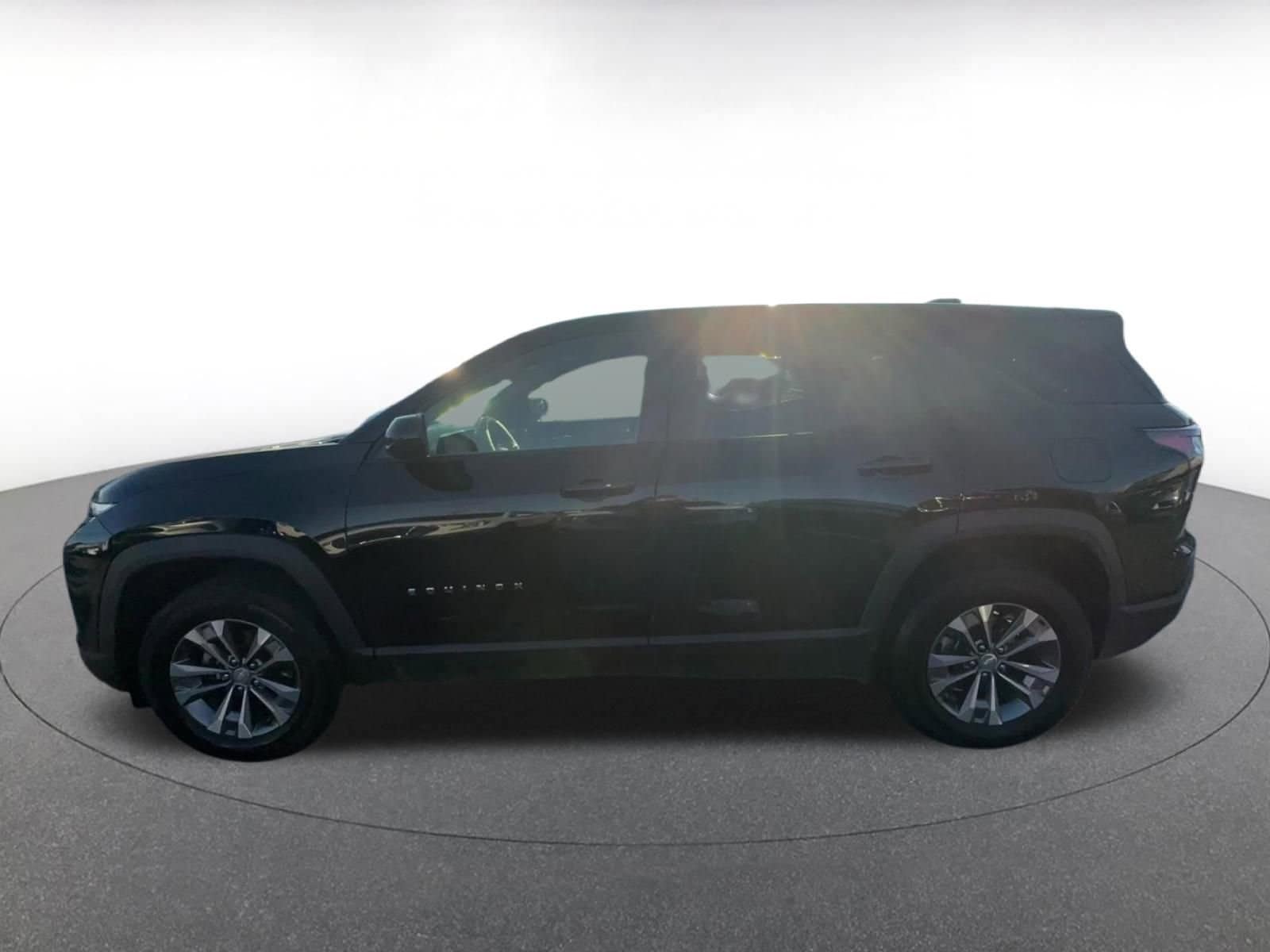 Thumbnail: 2025 Chevrolet Equinox - 9