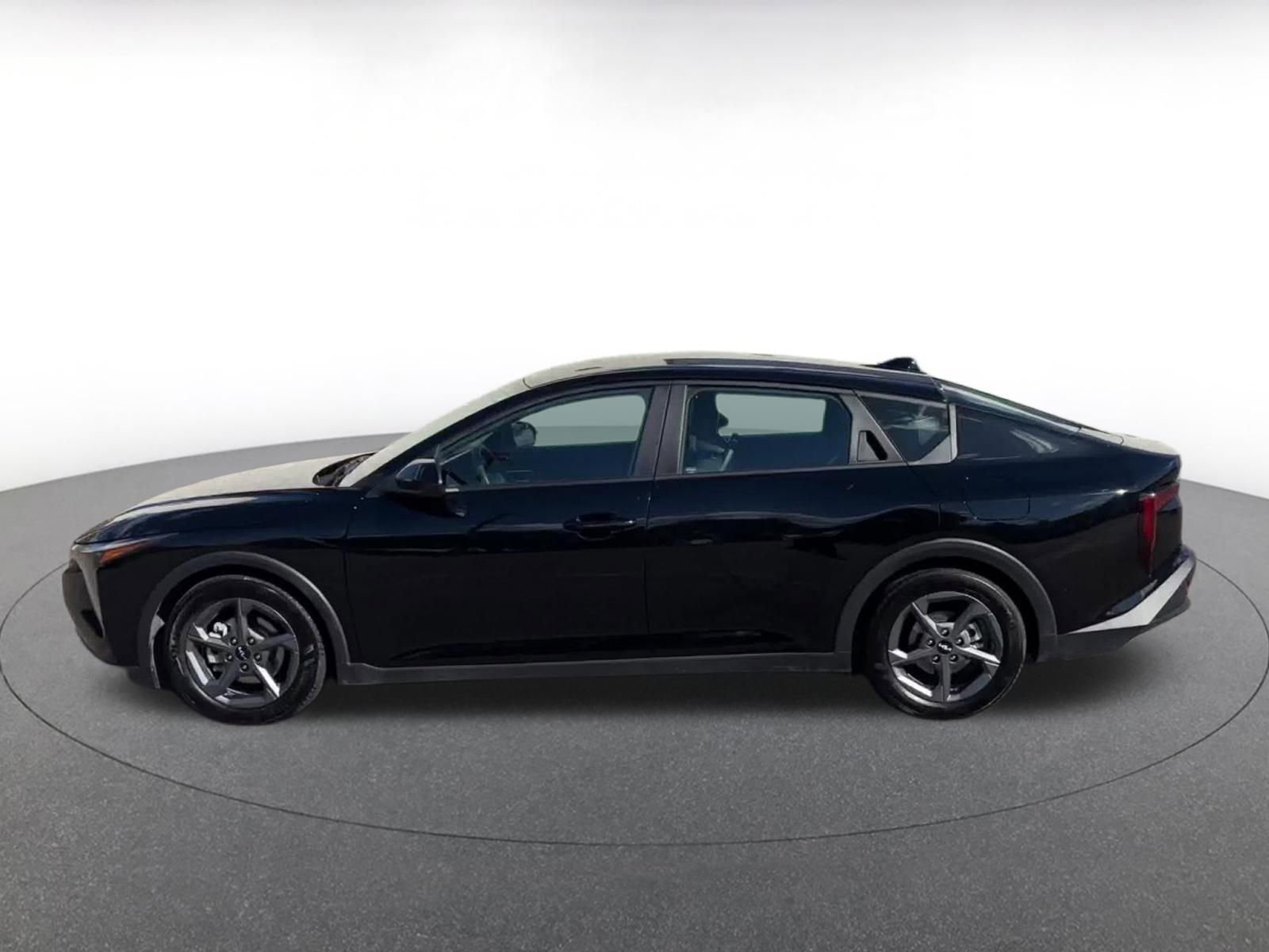 Thumbnail: 2025 Kia K4 - 9