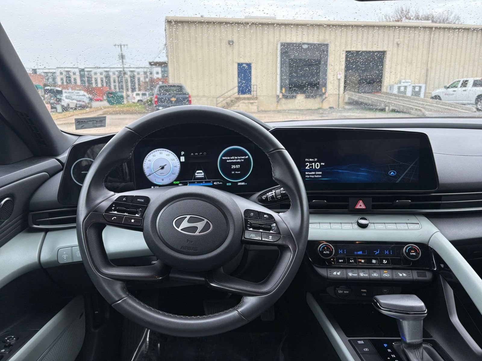 Thumbnail: 2025 Hyundai Elantra - 33