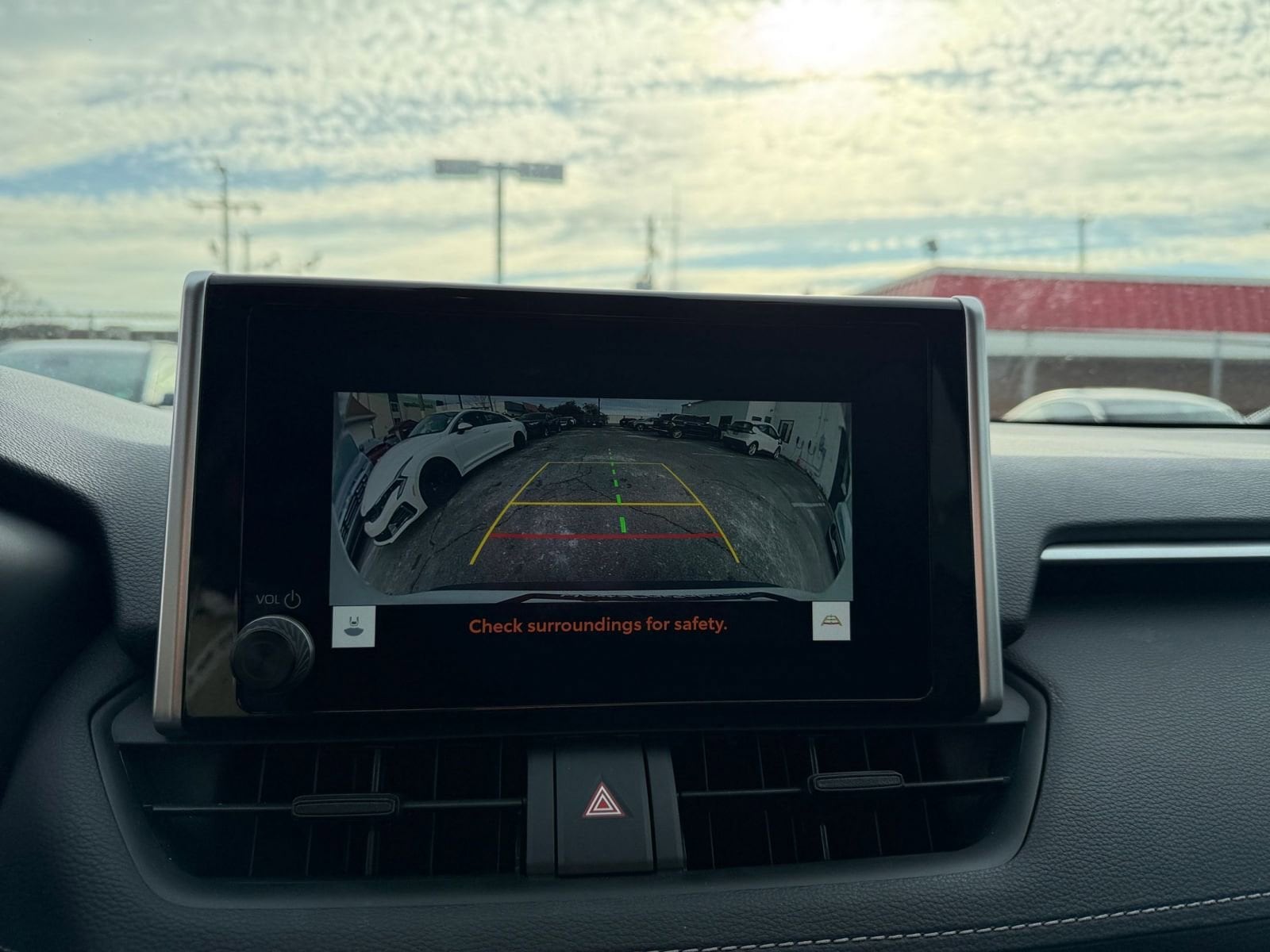 Thumbnail: 2025 Toyota RAV4 - 17