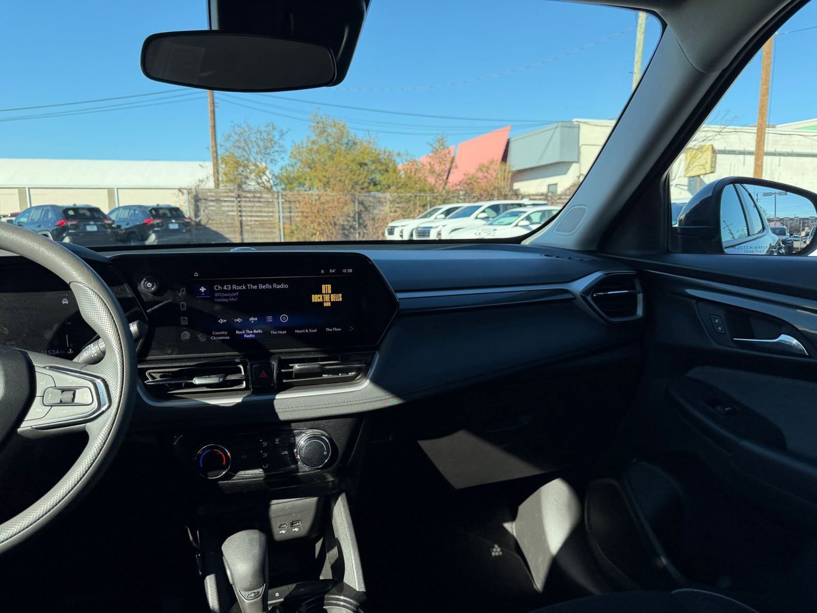 Thumbnail: 2025 Chevrolet TrailBlazer - 33