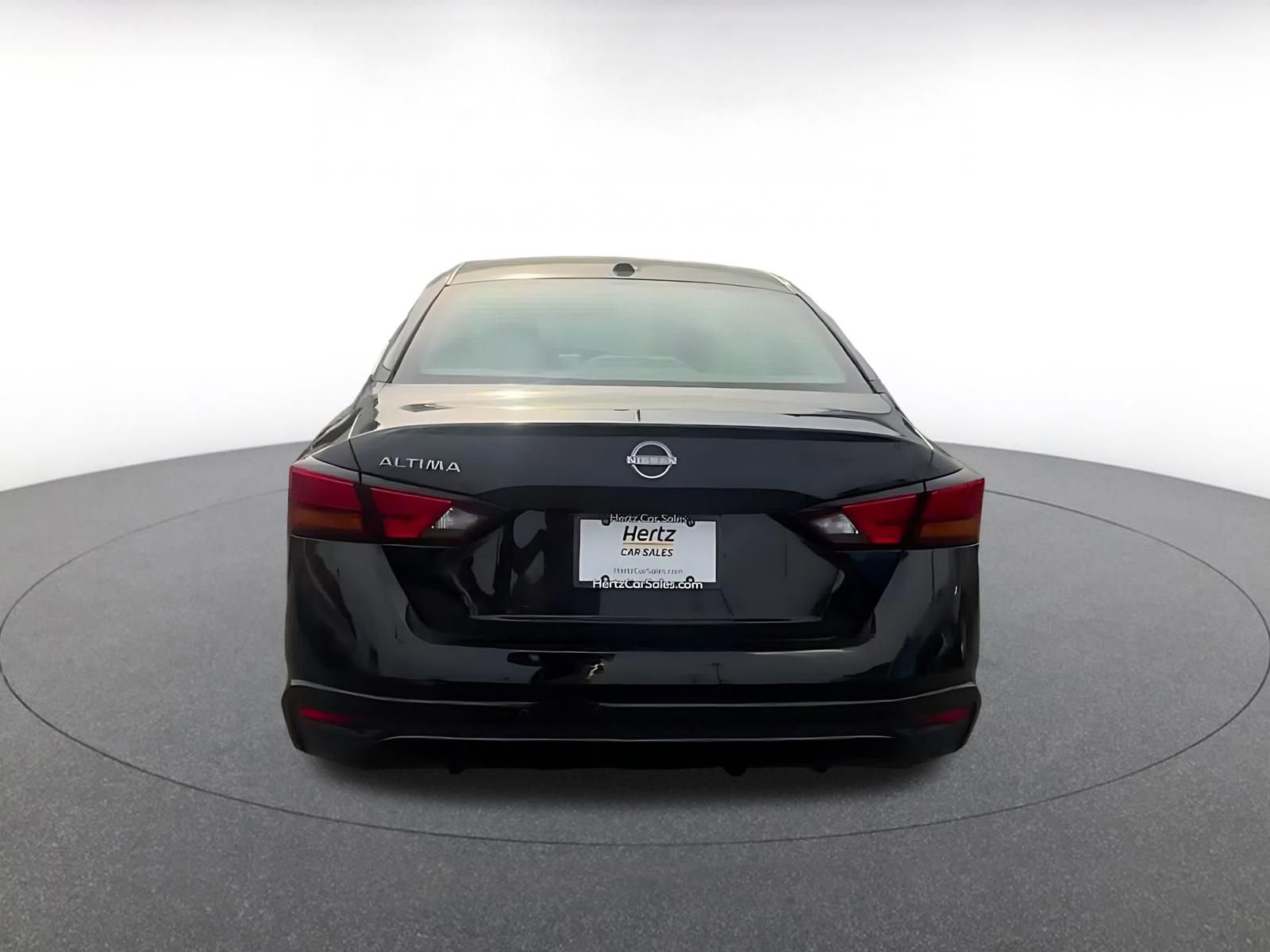 Thumbnail: 2025 Nissan Altima - 12