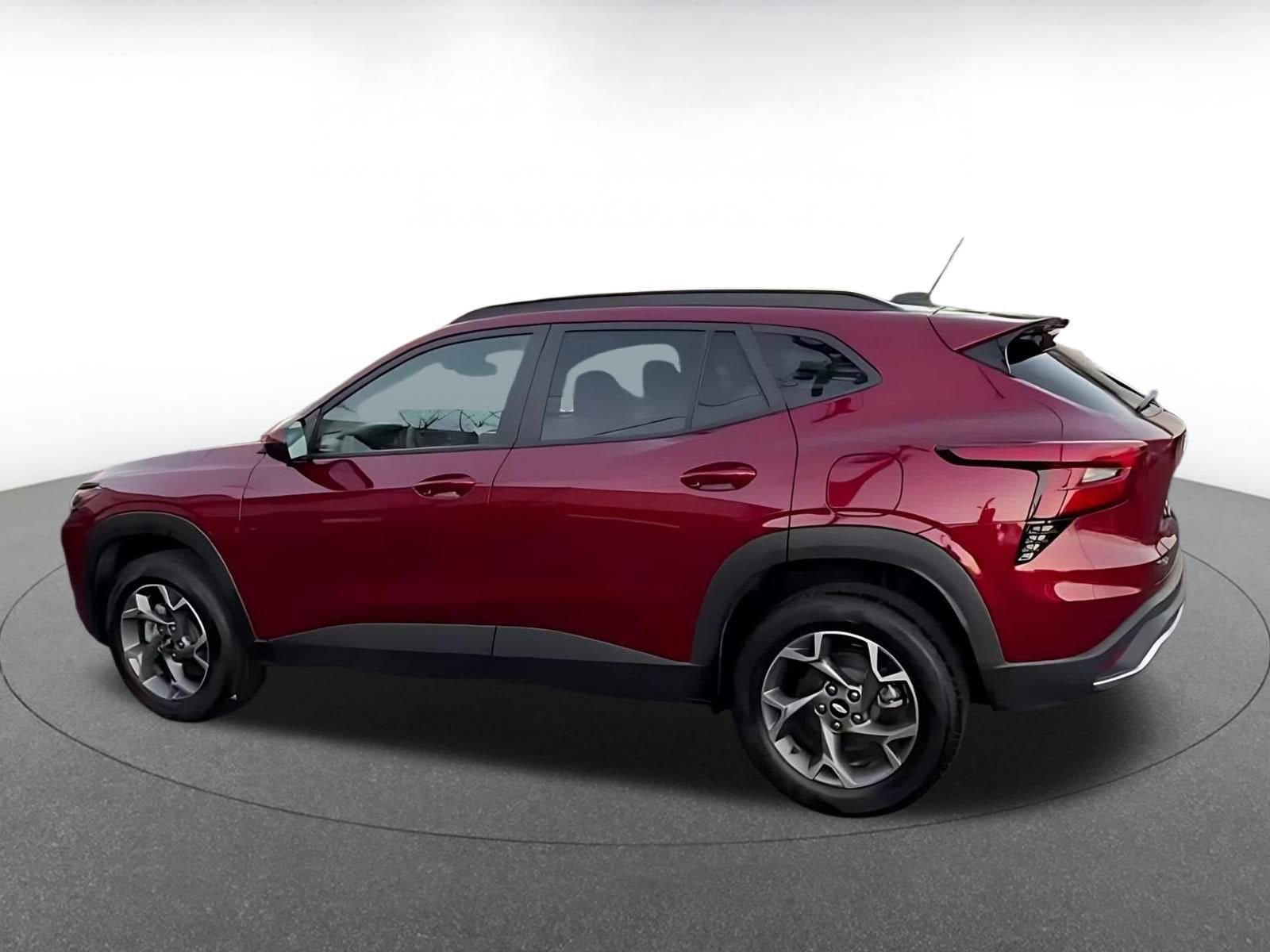 Thumbnail: 2025 Chevrolet Trax - 10