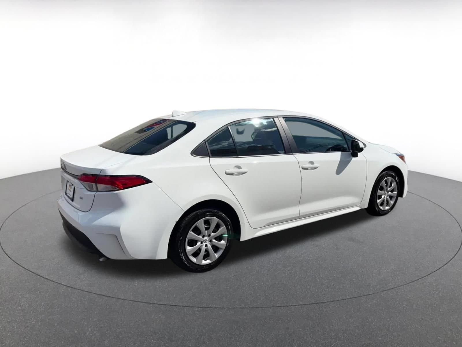 Thumbnail: 2025 Toyota Corolla - 15