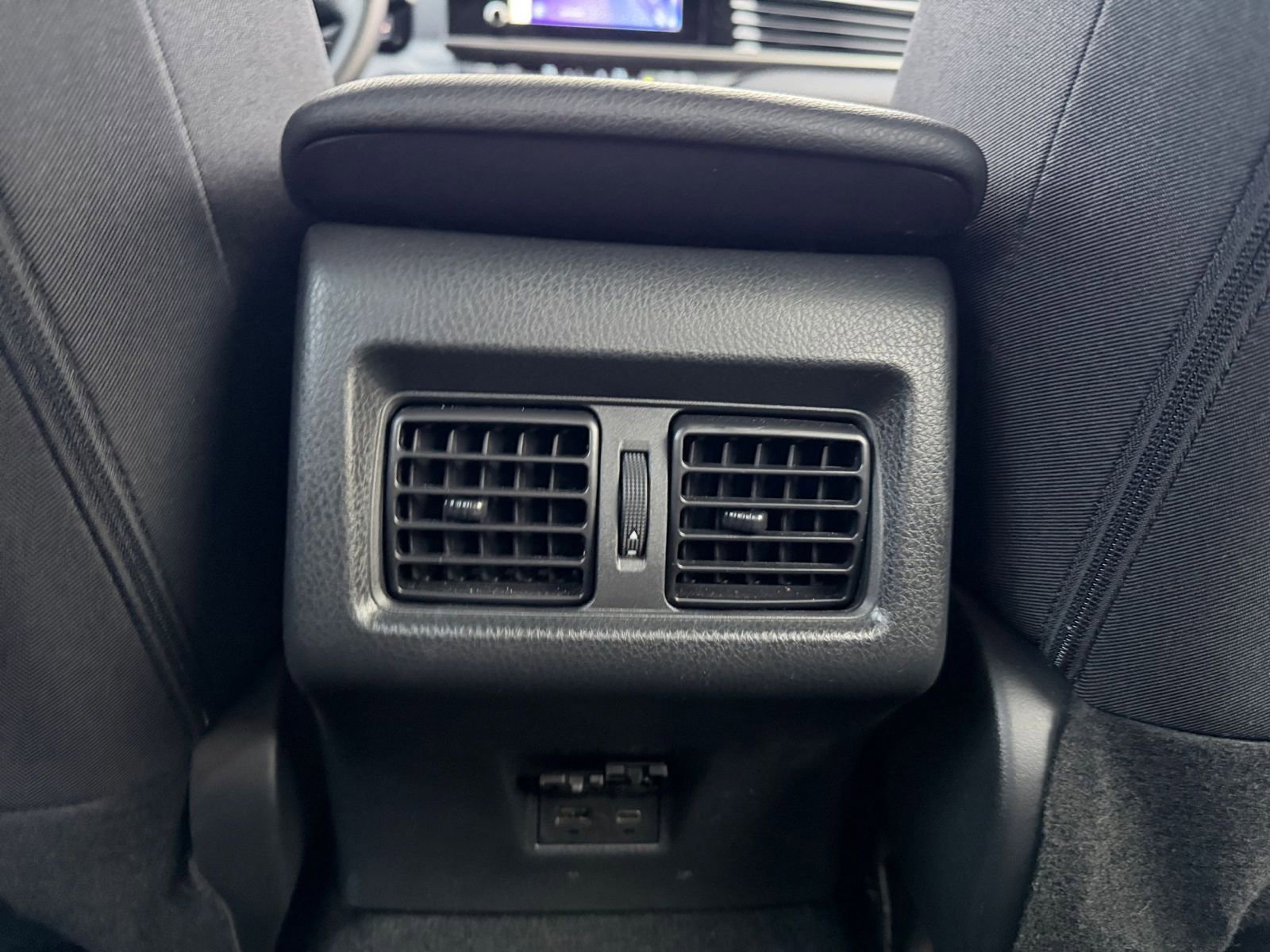 Thumbnail: 2025 Toyota Camry - 23