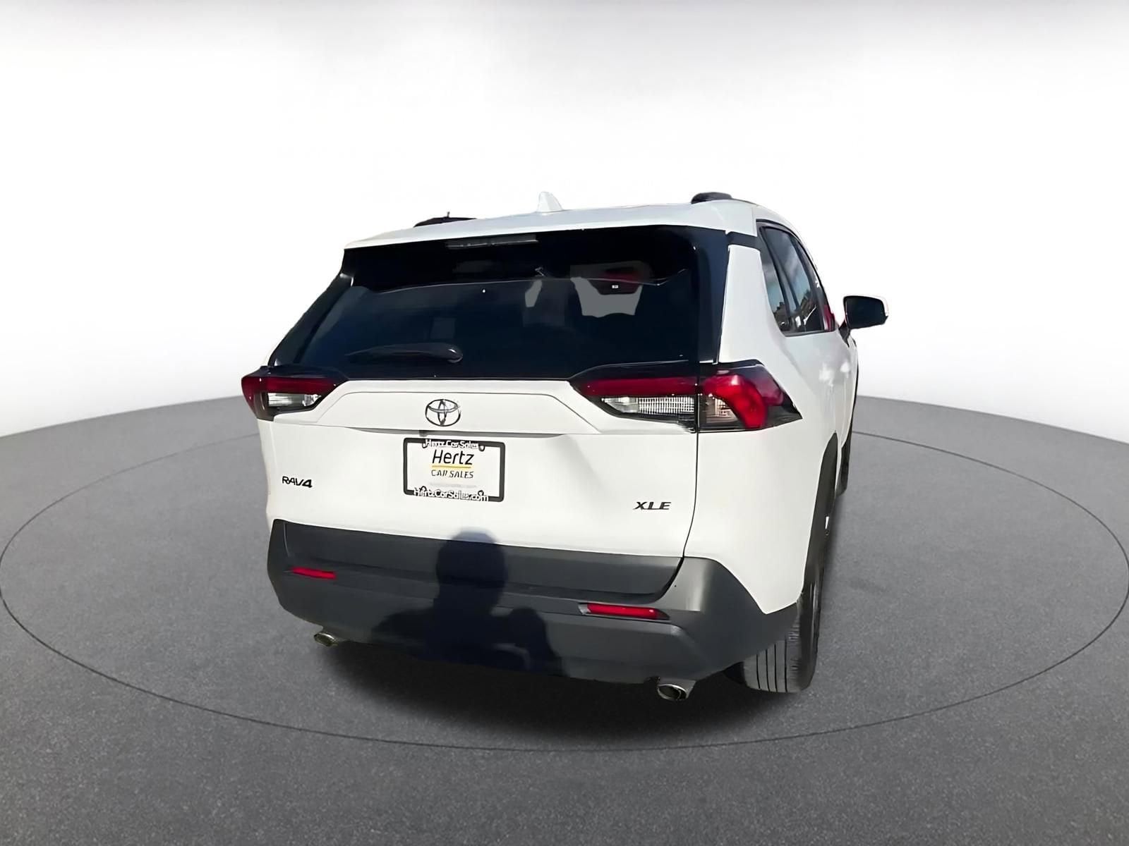 Thumbnail: 2025 Toyota RAV4 - 12