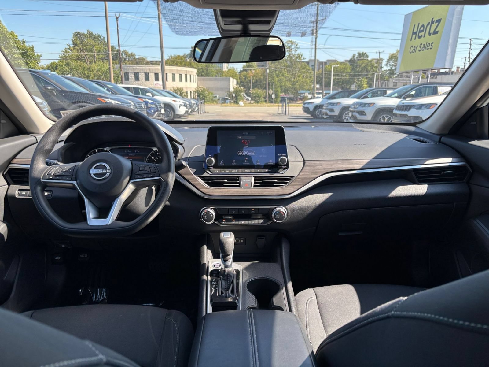 Thumbnail: 2025 Nissan Altima - 31