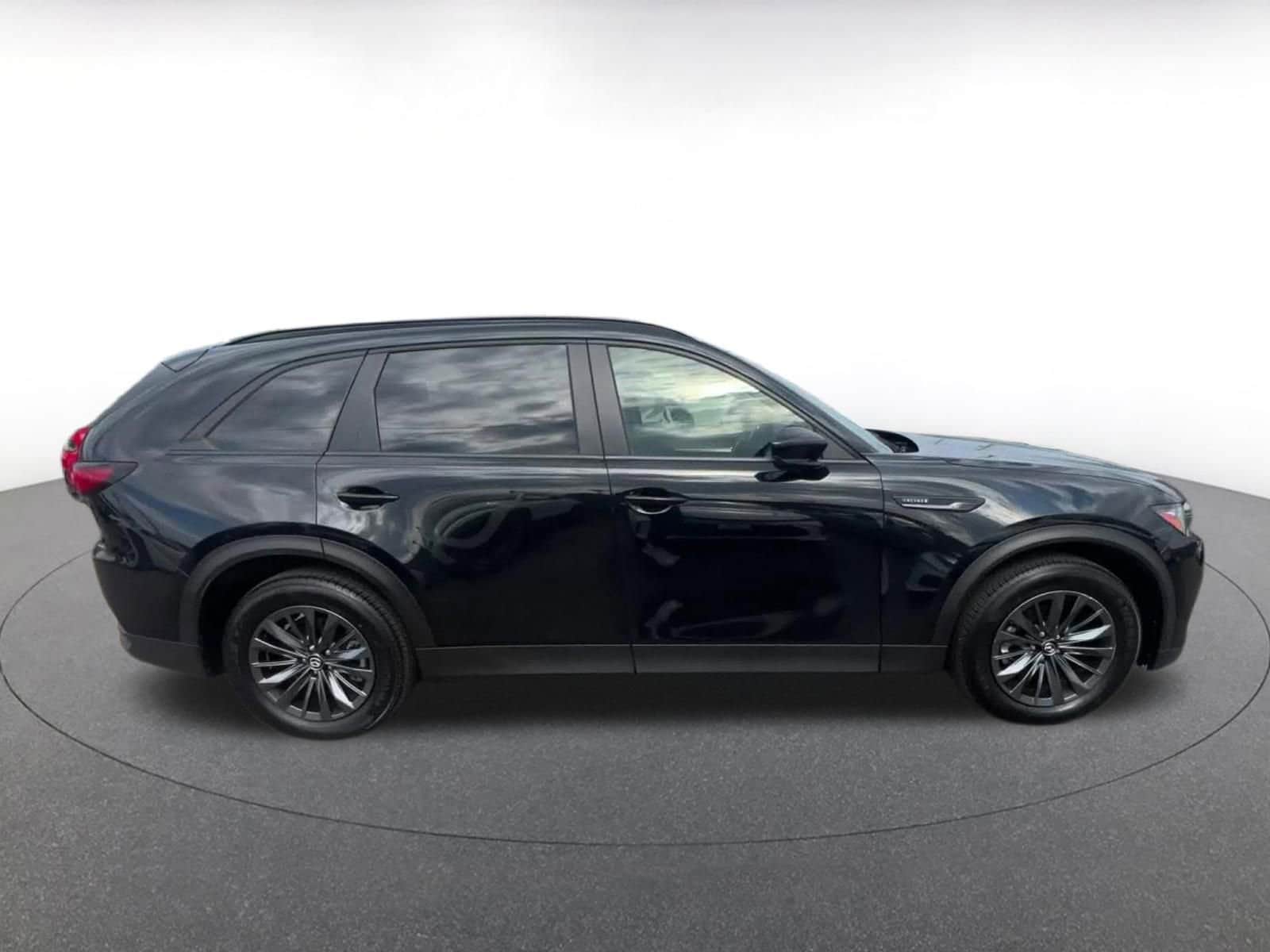 Thumbnail: 2025 Mazda CX-70 - 16