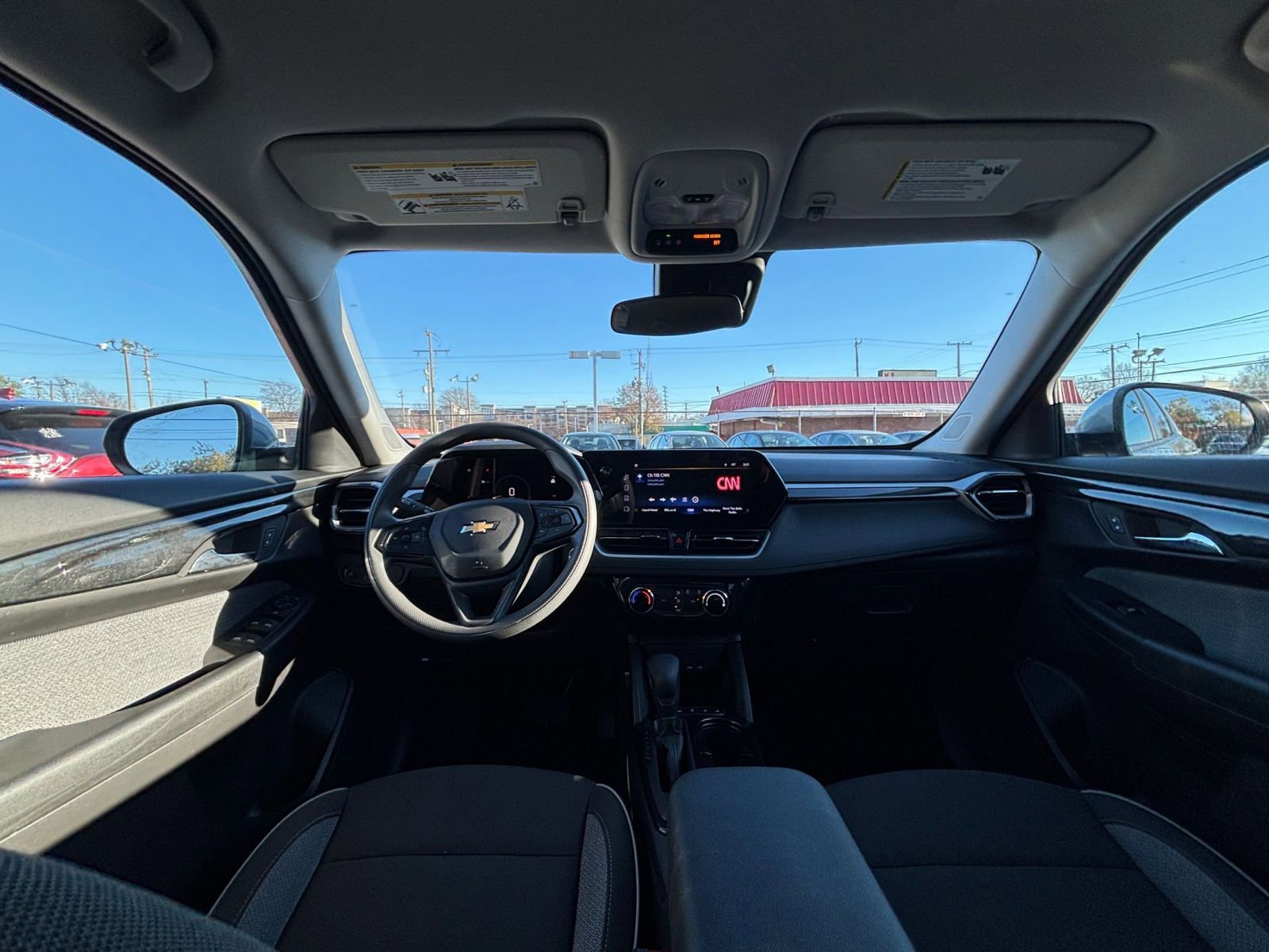 Thumbnail: 2025 Chevrolet TrailBlazer - 31