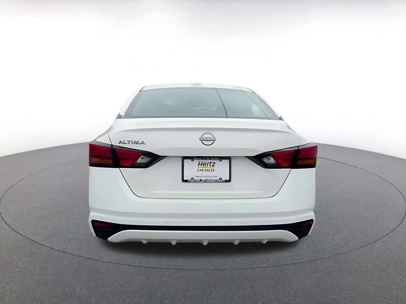 Thumbnail: 2025 Nissan Altima - 12