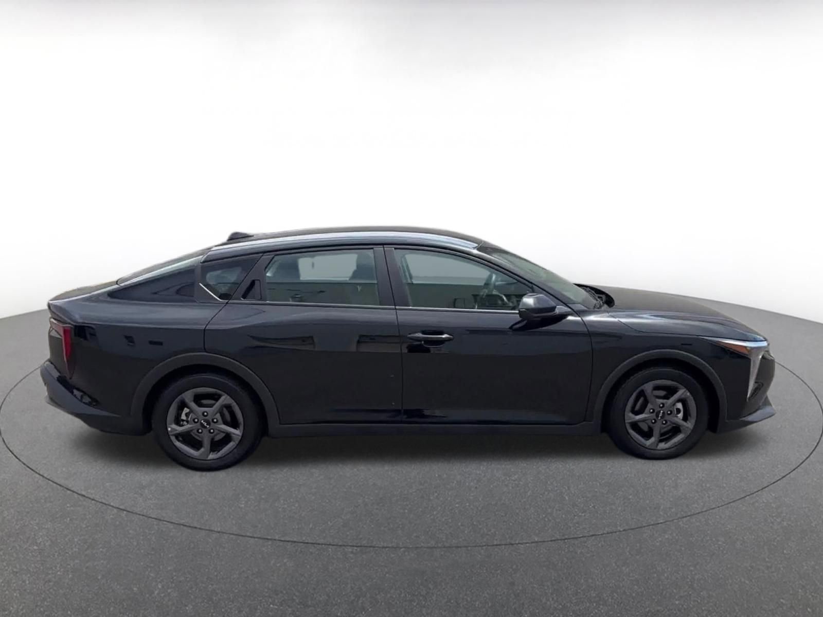 Thumbnail: 2025 Kia K4 - 16