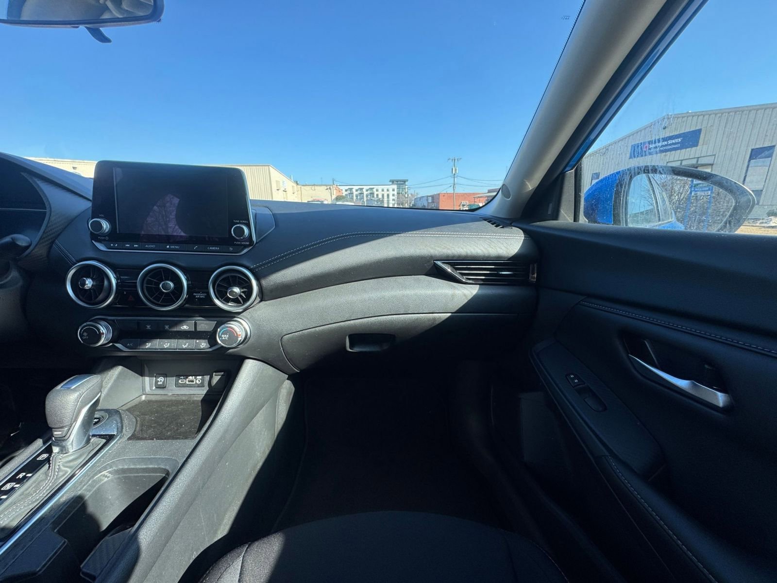 Thumbnail: 2025 Nissan Sentra - 33