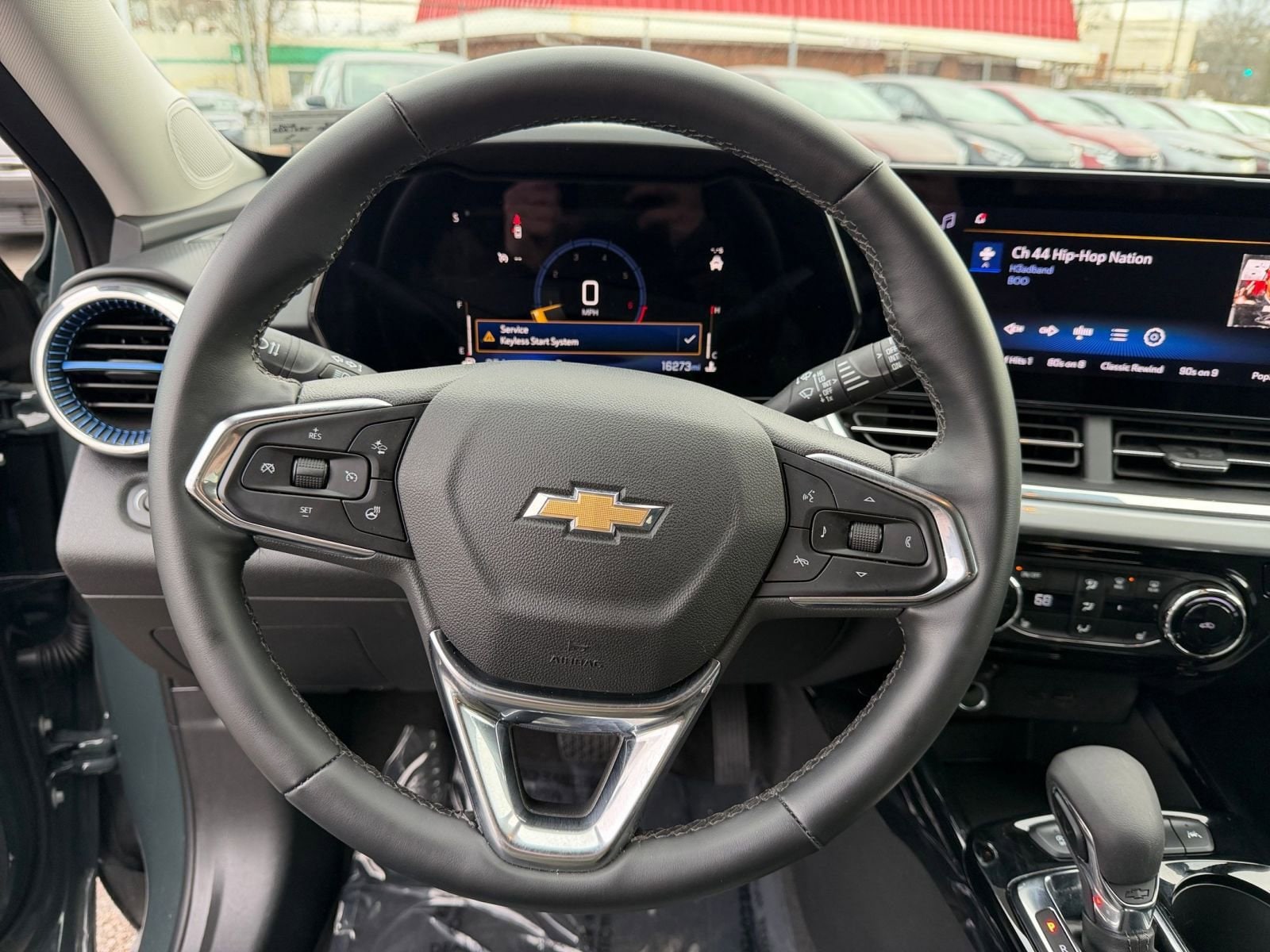 Thumbnail: 2025 Chevrolet Trax - 25