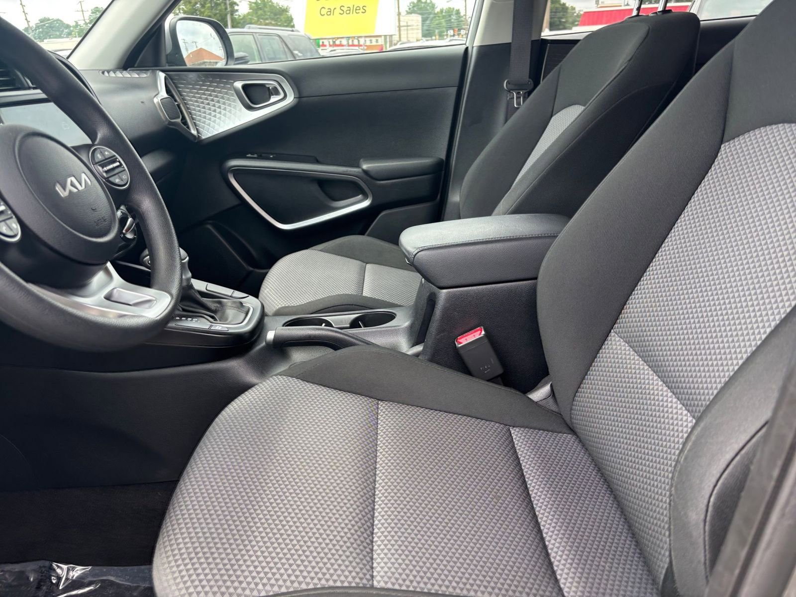 Thumbnail: 2023 Kia Soul - 25