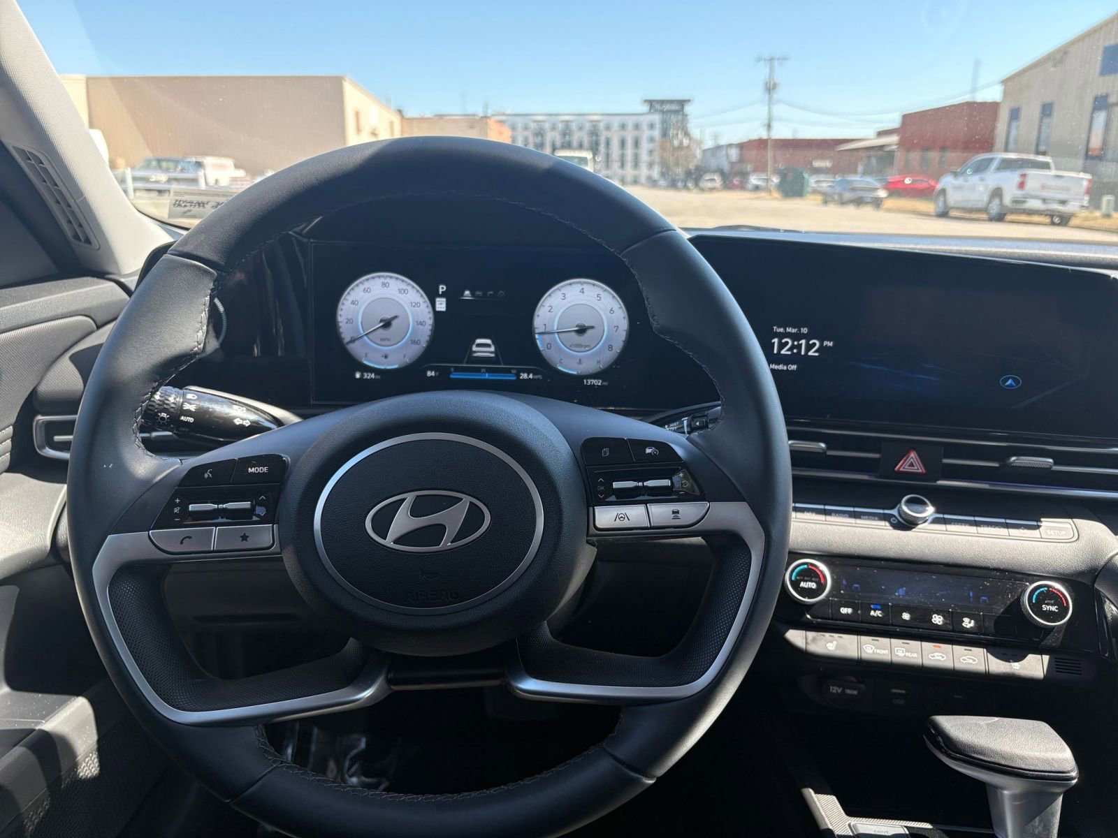 Thumbnail: 2025 Hyundai Elantra - 35